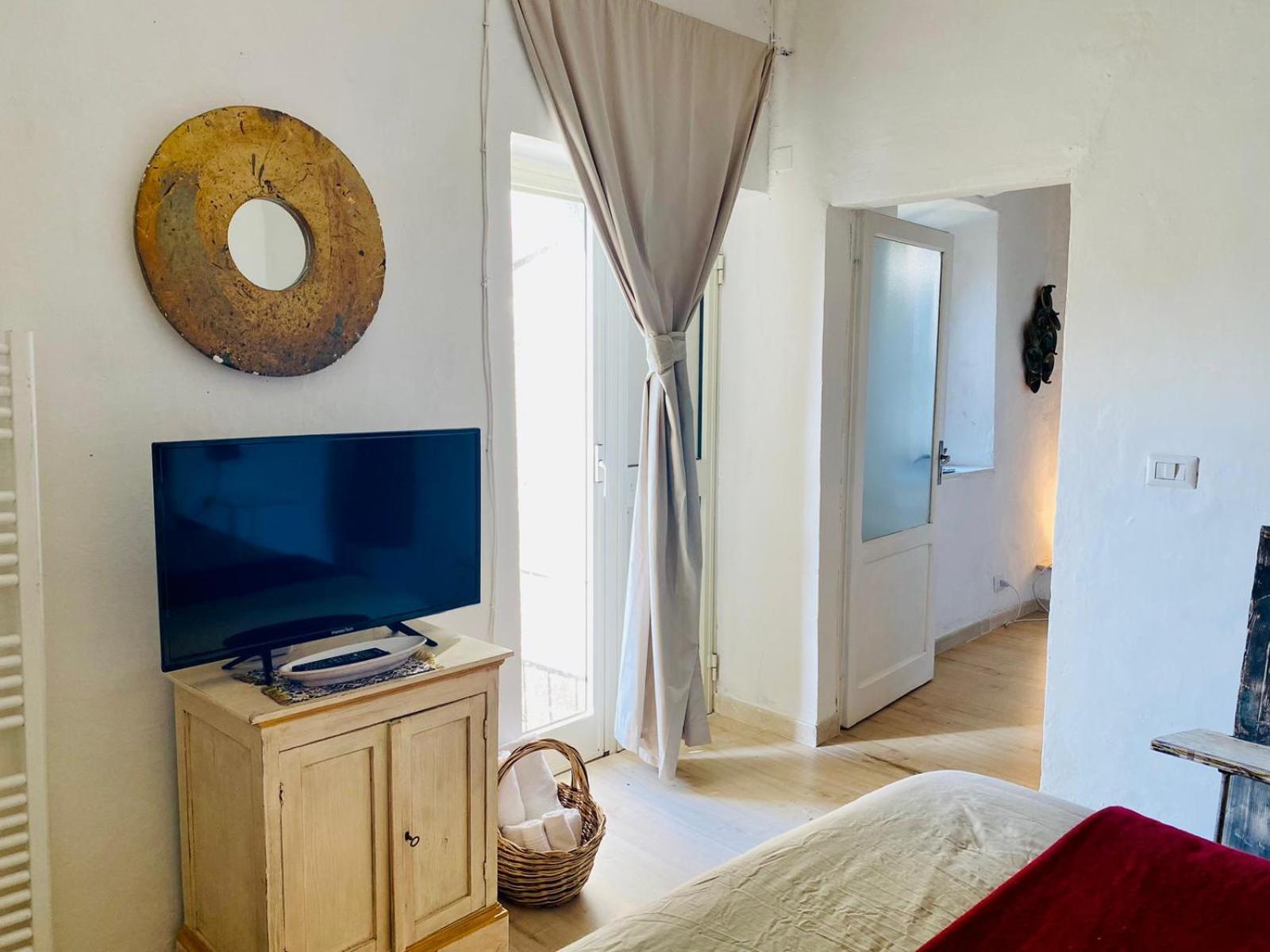 La Sorpresa Sul Bastione With Panoramic Balcony Apartment Pitigliano Exterior photo